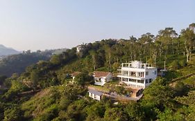 Ozone Greens By Veo - Part Of Stayvista
